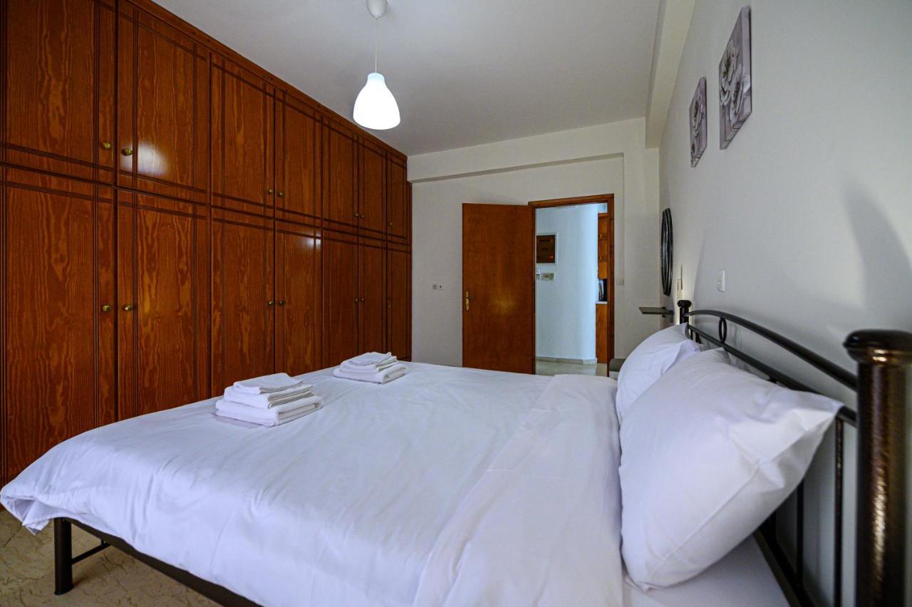 Oliva Apartment Kalamata Ngoại thất bức ảnh