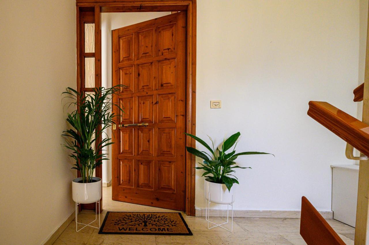 Oliva Apartment Kalamata Ngoại thất bức ảnh
