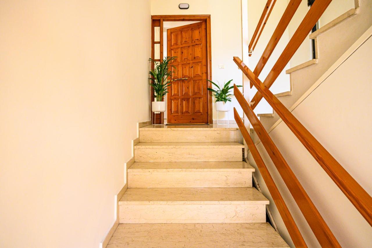 Oliva Apartment Kalamata Ngoại thất bức ảnh